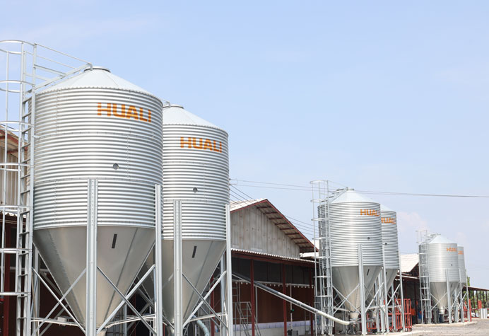 D&acirc;y chuyền cấp liệu